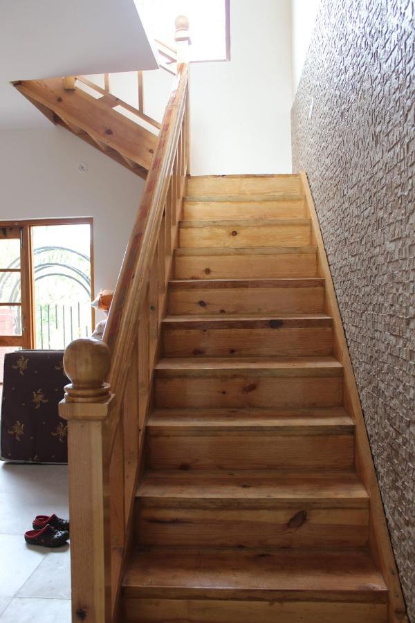 Winter Woods Cottages - 3-Bedroom Homestay Shitlakhet Екстер'єр фото