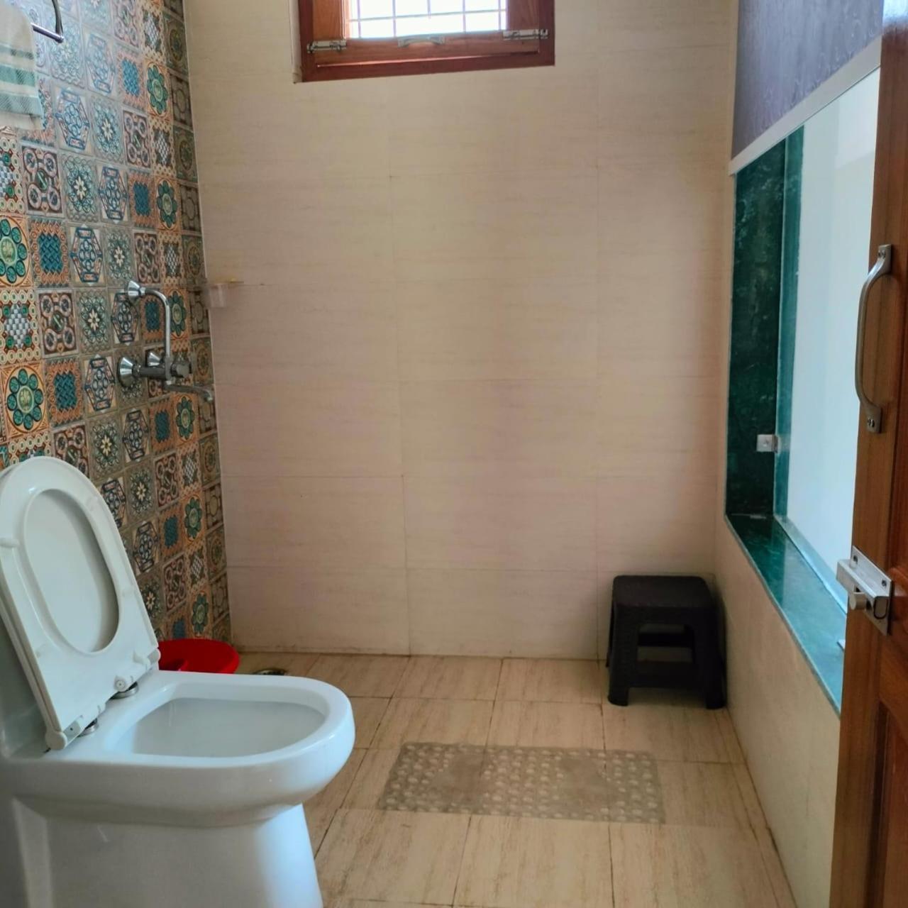Winter Woods Cottages - 3-Bedroom Homestay Shitlakhet Екстер'єр фото